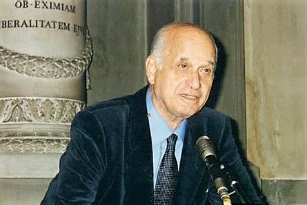 Lanfranco Caretti.jpg